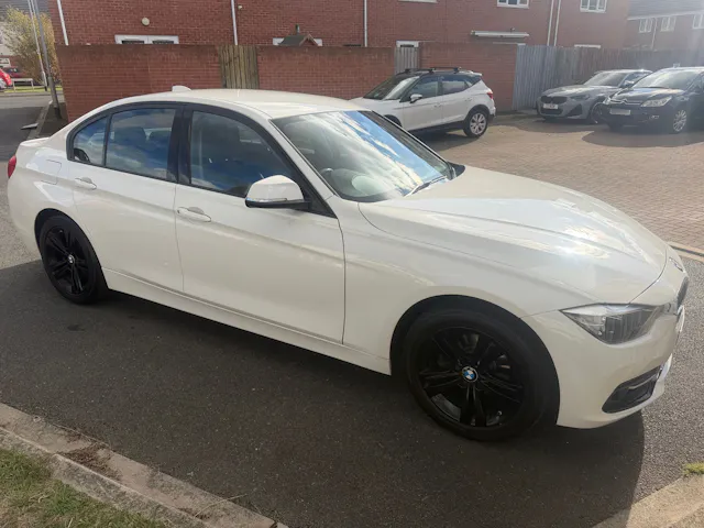 BMW 318i Sport Auto