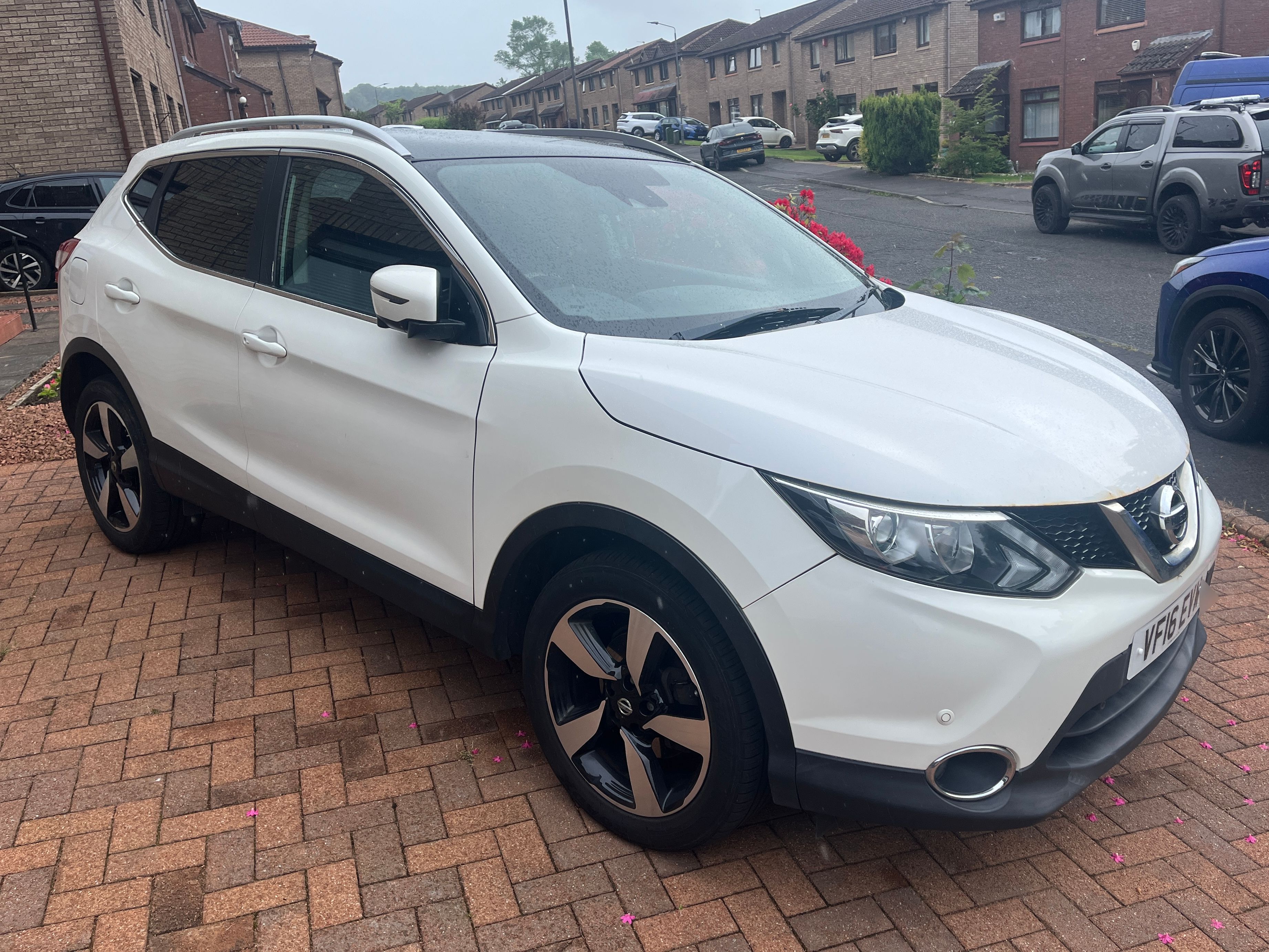 Nissan Qashqai N-Connecta DCI 2016