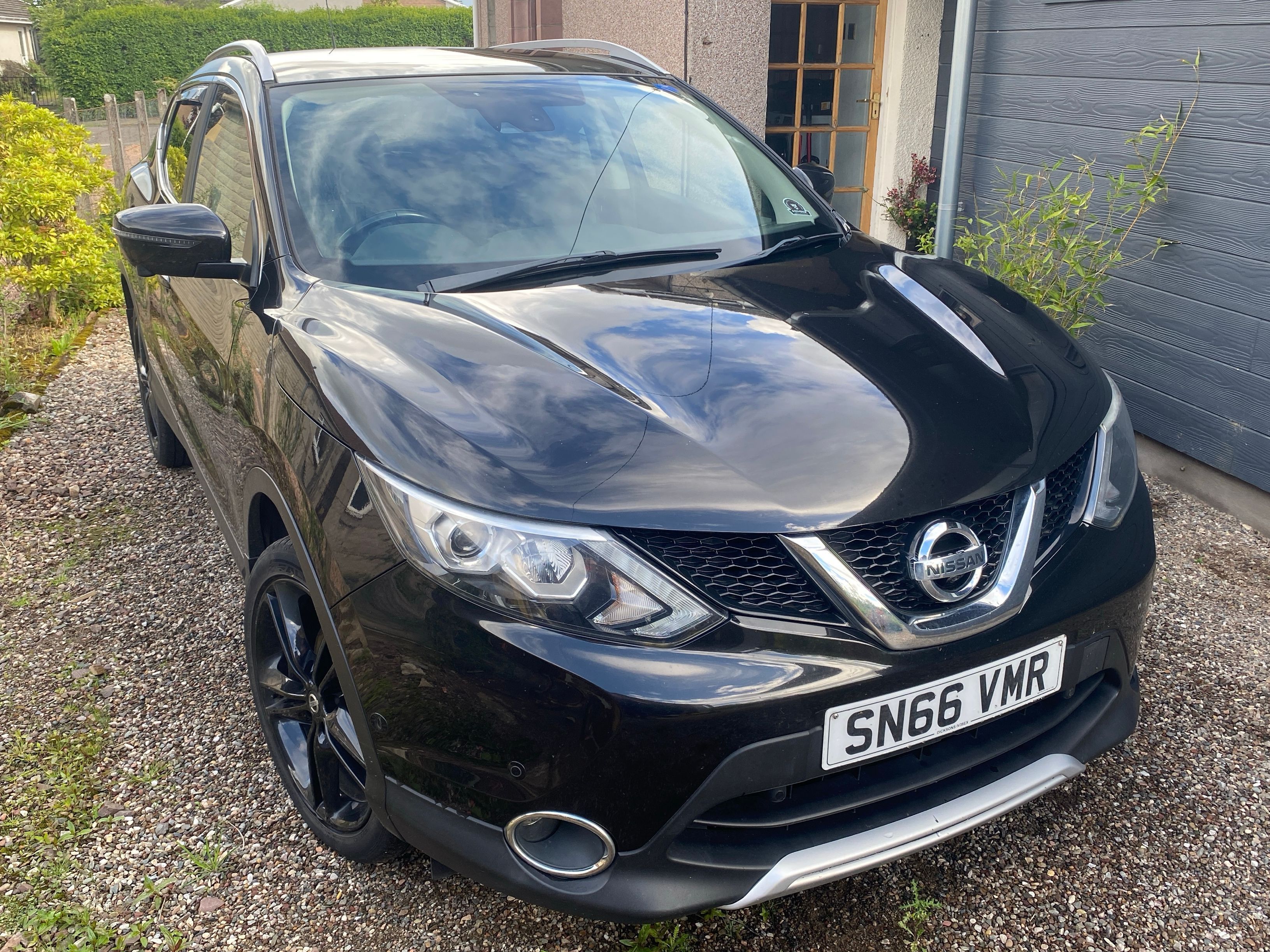 Nissan Qashqai Black Edition DCI 2016 - 1