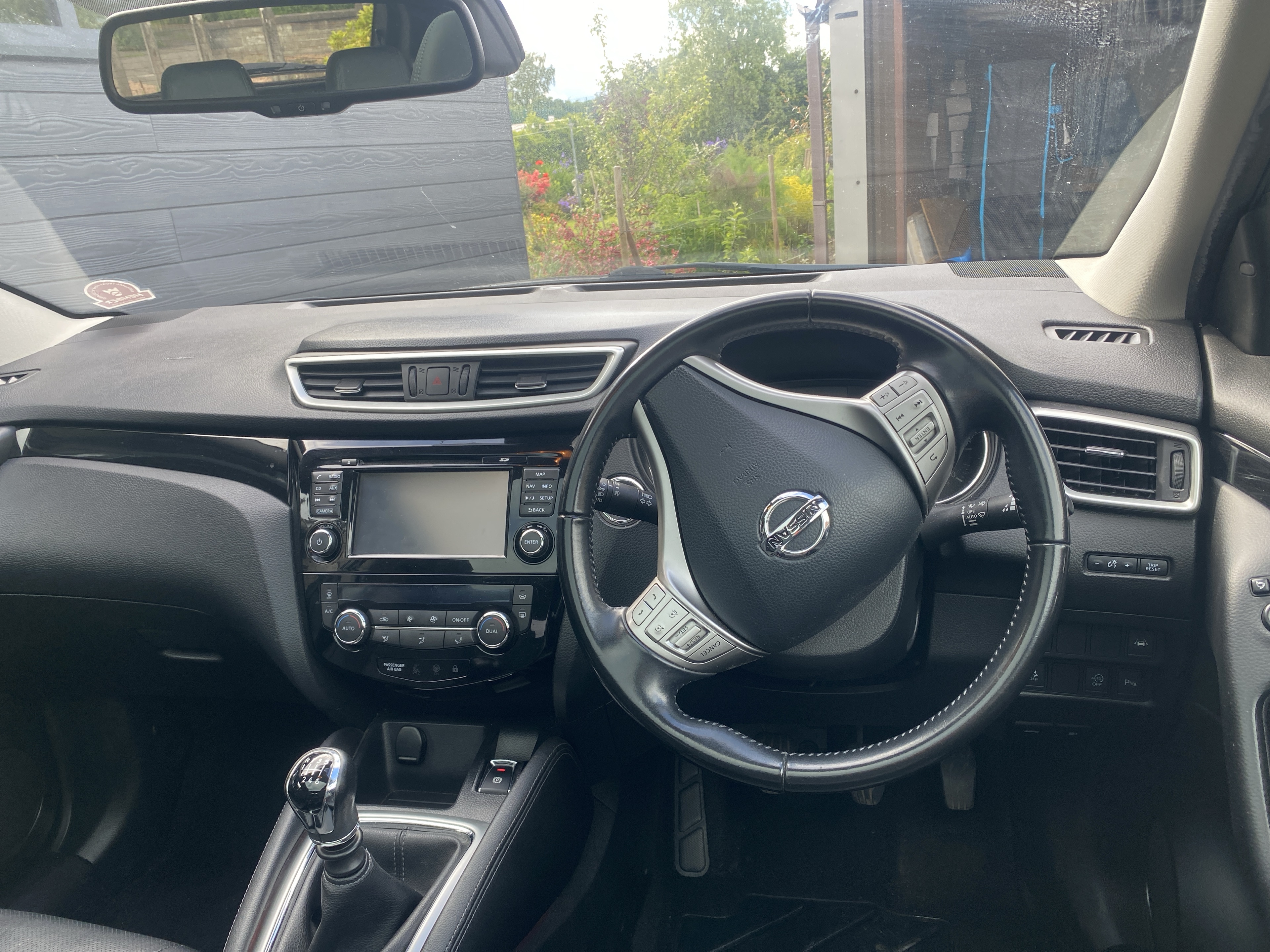 Nissan Qashqai Black Edition DCI 2016 - 8