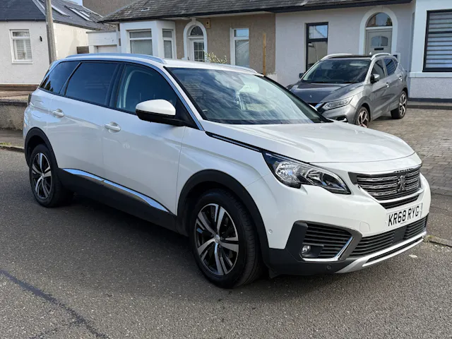 Peugeot 5008 Allure BlueHDi S/S Auto